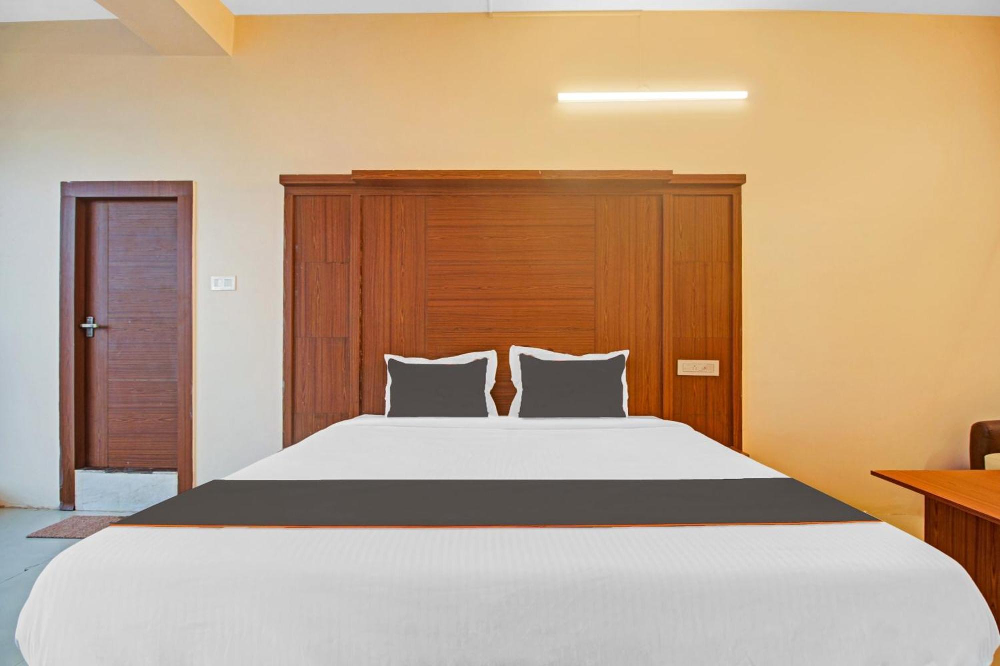 Super Collection O Hotel Aqua Villa Near Netaji Subhash Chandra Bose International Airport Gauripur  Exterior photo