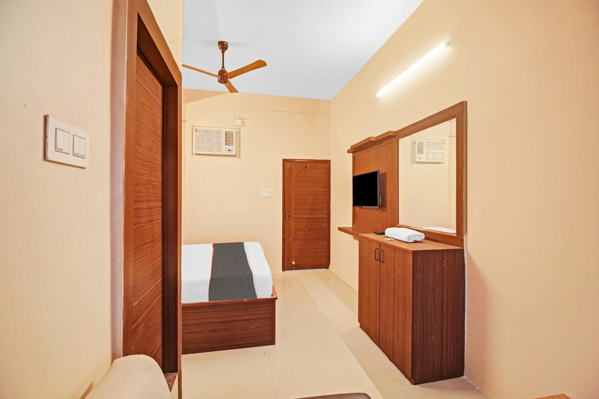 Super Collection O Hotel Aqua Villa Near Netaji Subhash Chandra Bose International Airport Gauripur  Exterior photo